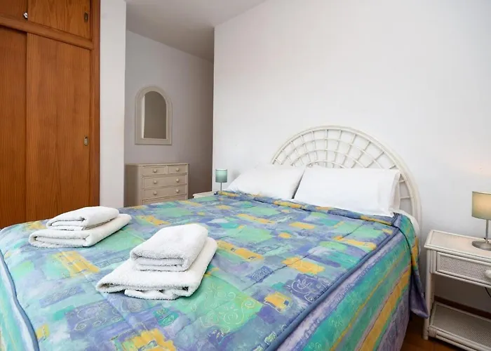 Mare 68 - Two Bed Costa Adeje (Tenerife)